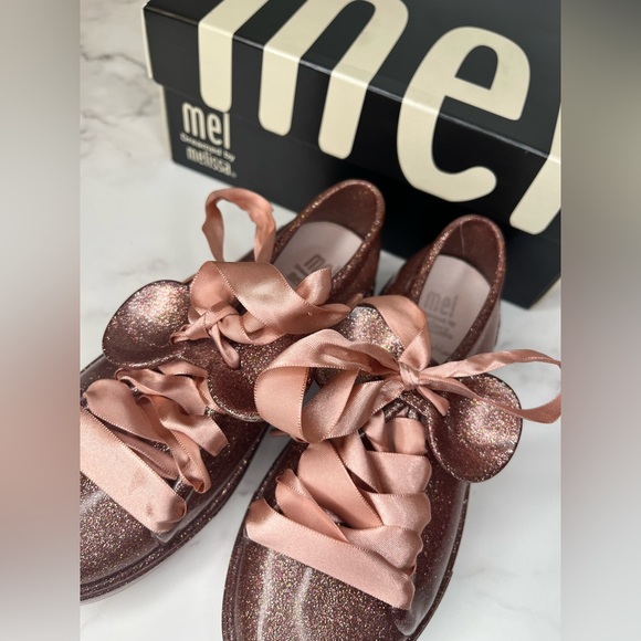 Mini Melissa Disney Jelly Sneakers - Minnie Mouse - Picture 1 of 8